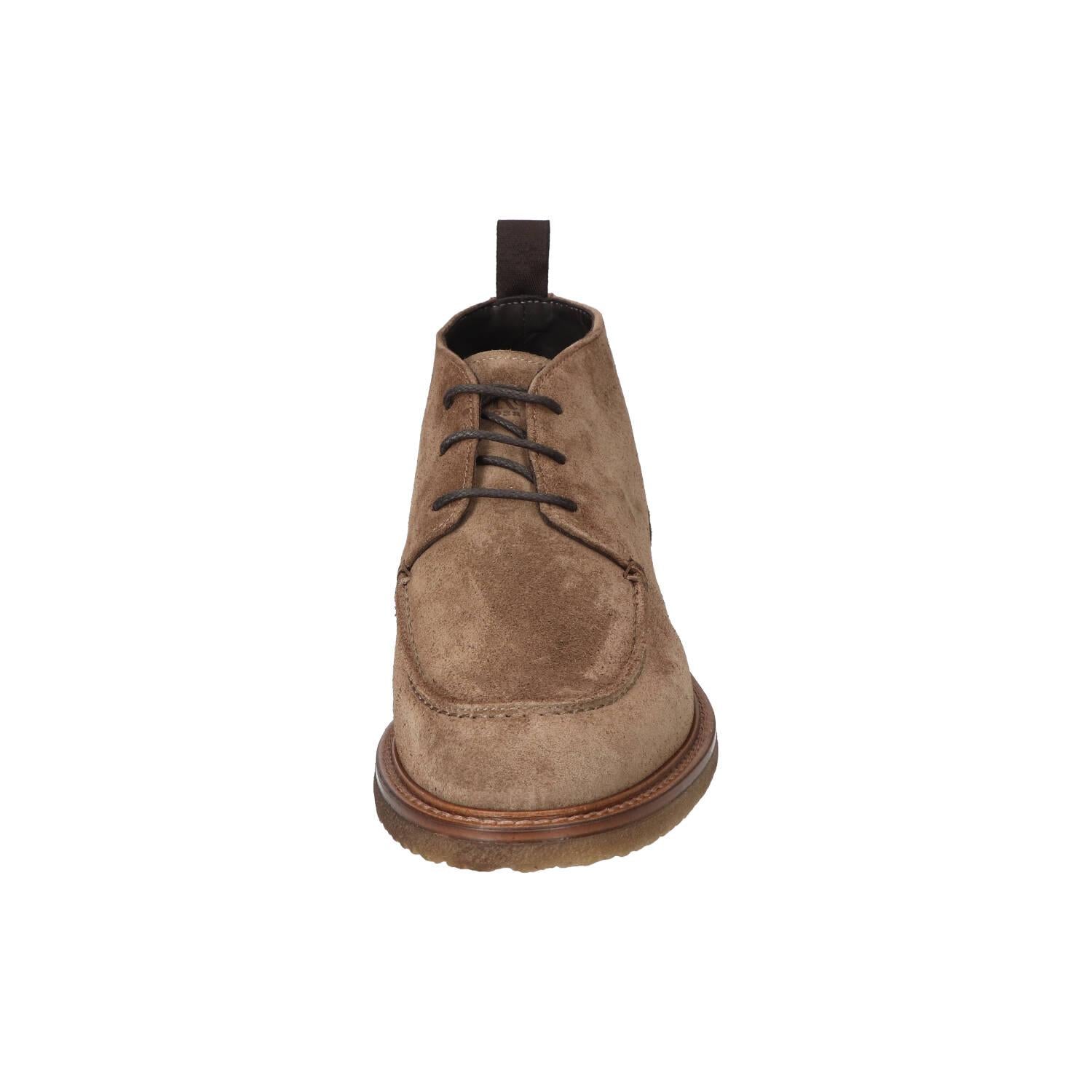 Boots, Taupe