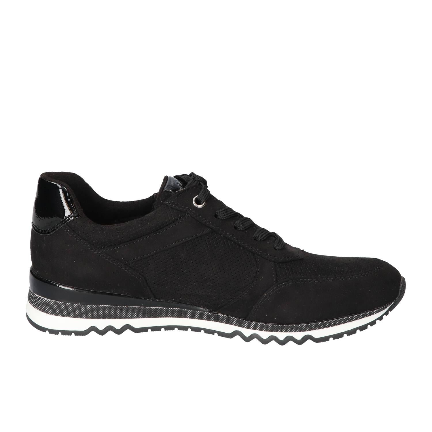 Sneakers, Zwart