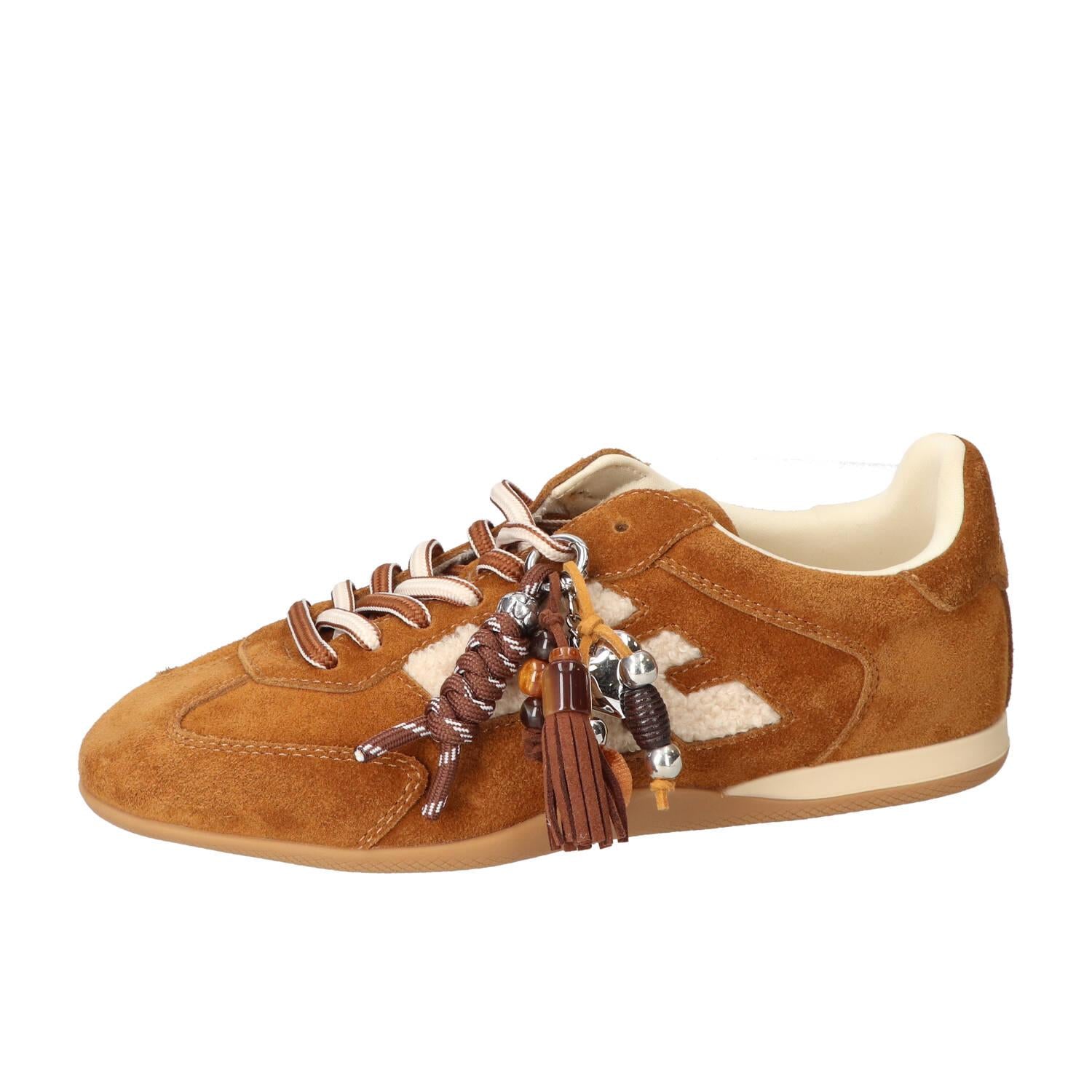Sneakers, Cognac